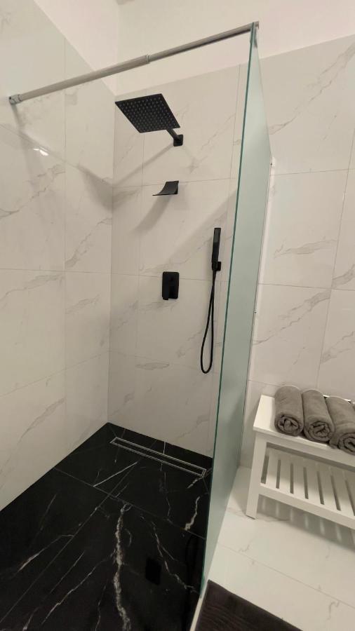 R&J Apartmany Broumov Luaran gambar