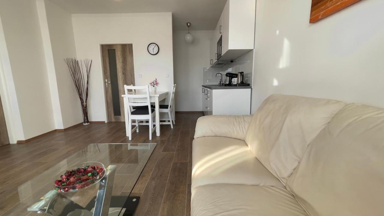 R&J Apartmany Broumov Luaran gambar