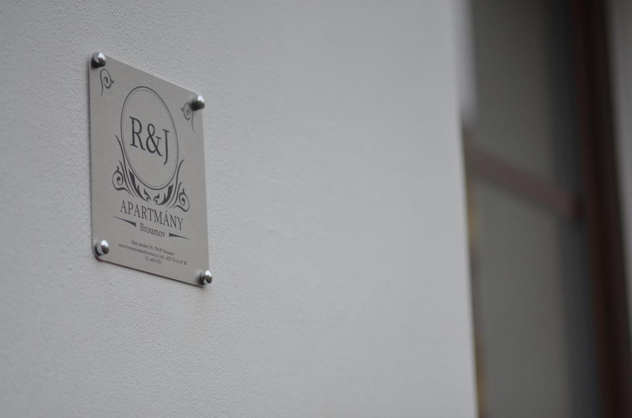 R&J Apartmany Broumov Luaran gambar